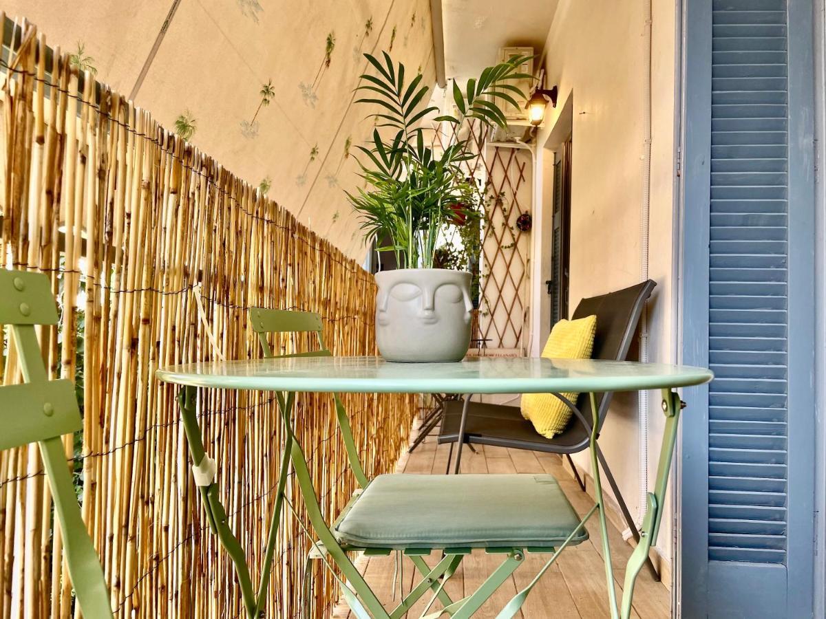 B&B Boutique Two Bedrooms Apartments Athens Exterior photo