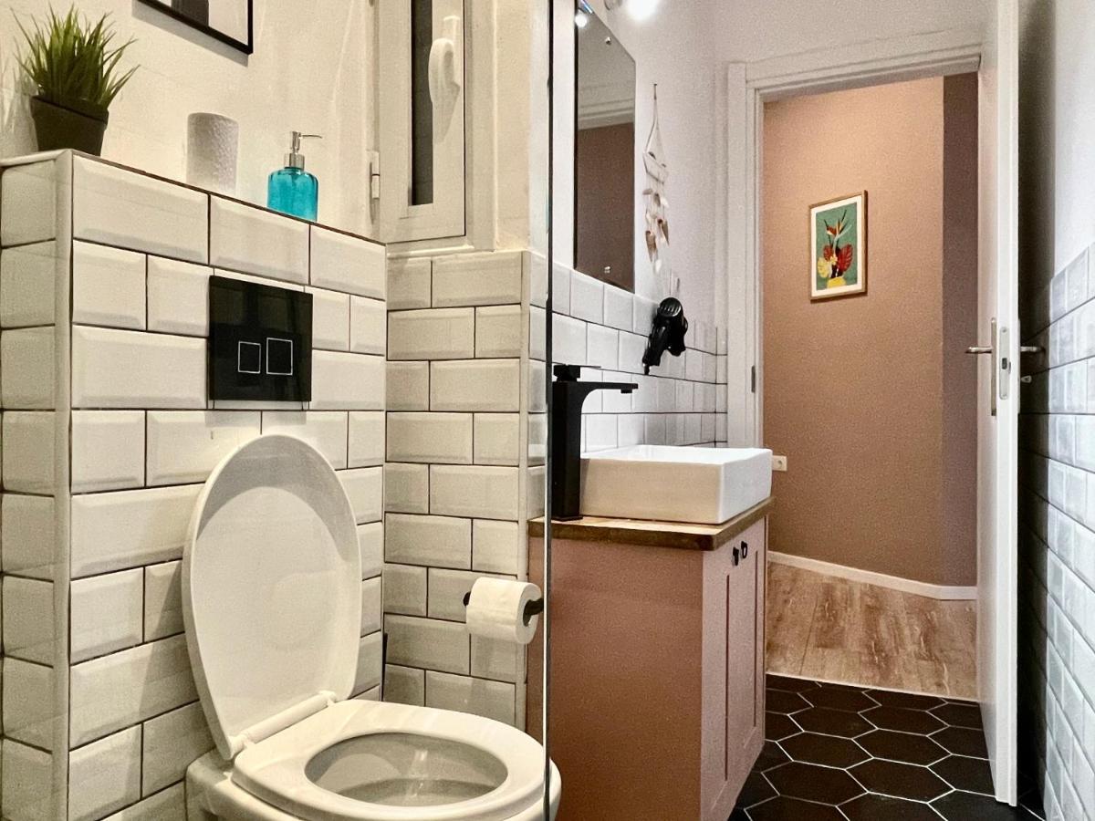 B&B Boutique Two Bedrooms Apartments Athens Exterior photo