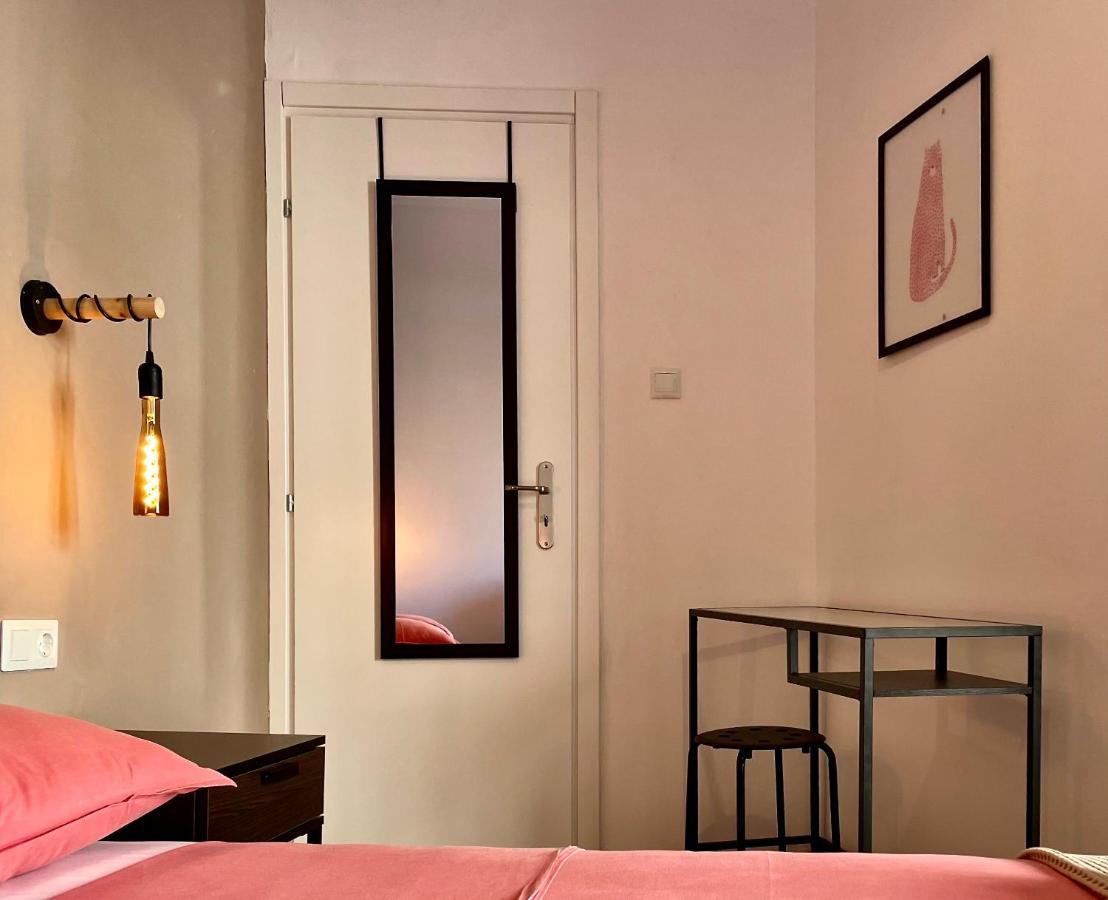 B&B Boutique Two Bedrooms Apartments Athens Exterior photo
