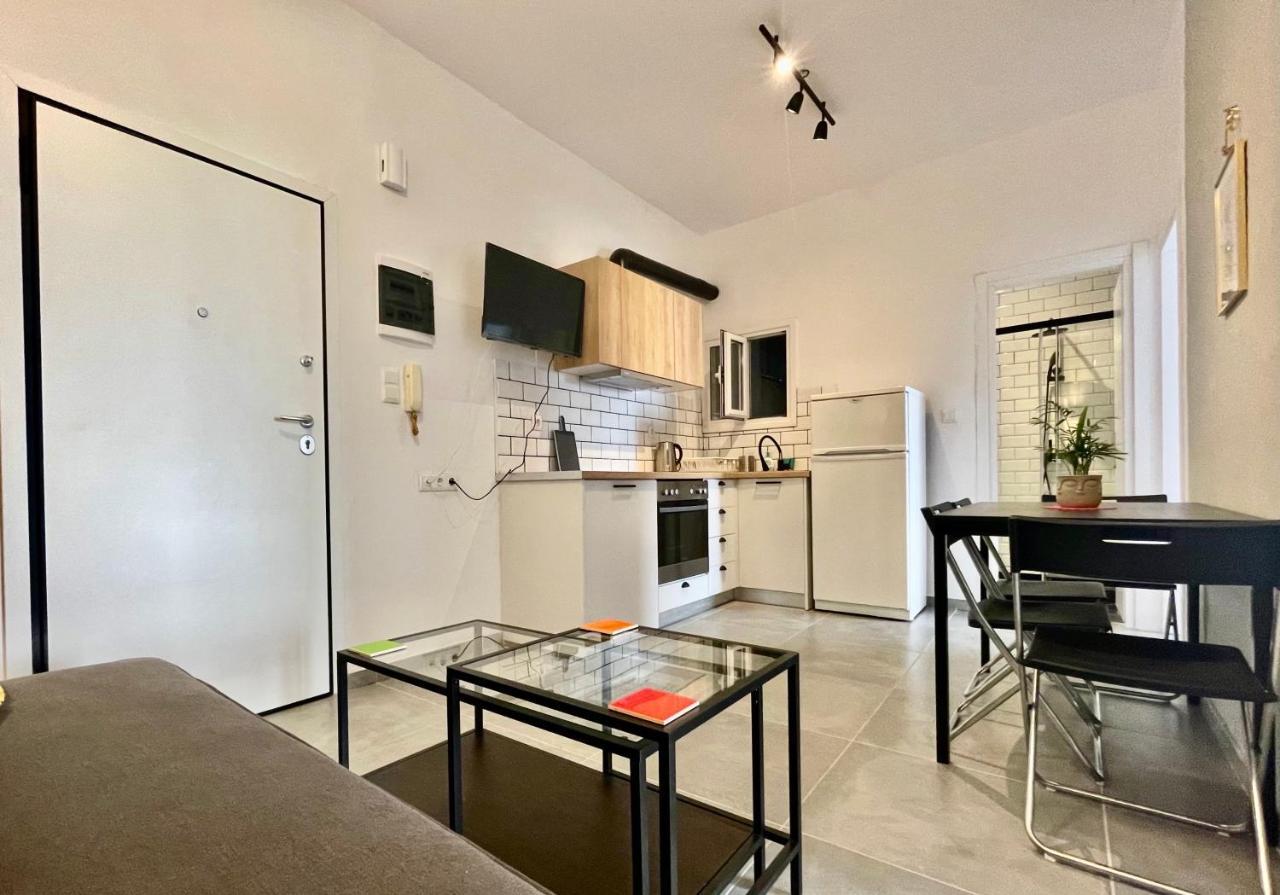 B&B Boutique Two Bedrooms Apartments Athens Exterior photo